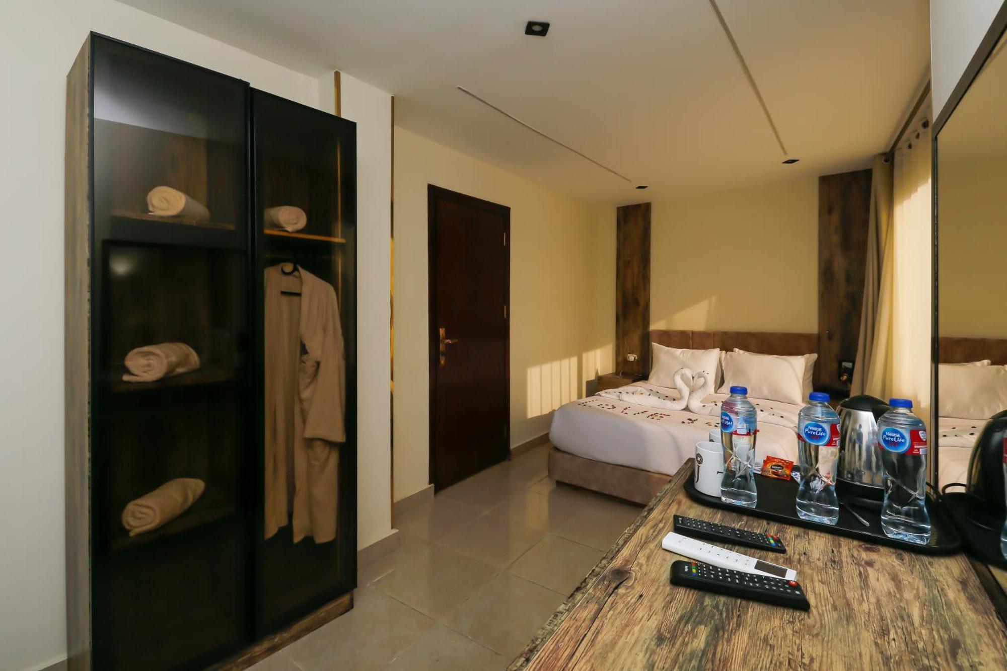 Taj Pyramids View Inn Kafrat al Jabal Exterior photo